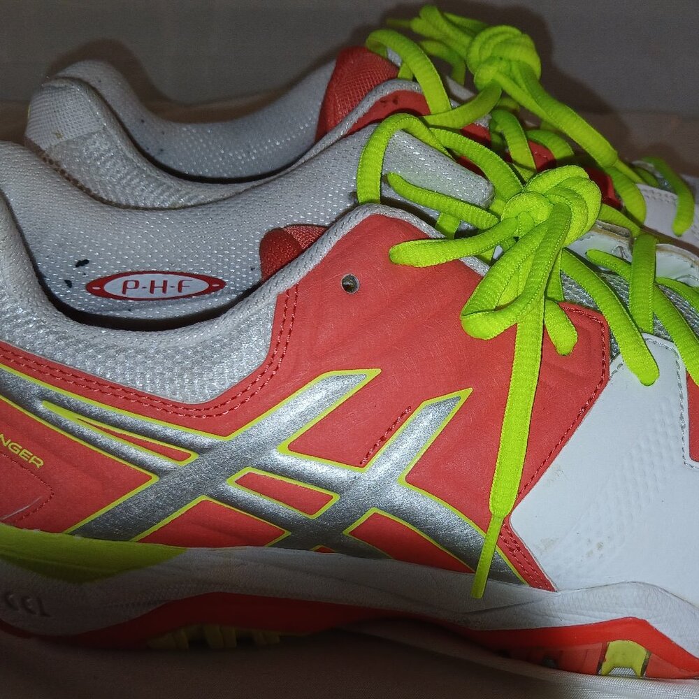 Women's Asics PHF Gel Challenger Training Sneakers - Size: 10